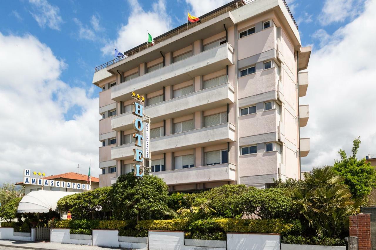 Hotel Ambasciatori Marina di Pietrasanta Exterior foto